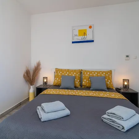 Luce Apartment *