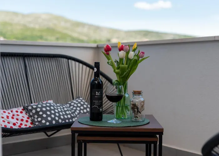 Luce * Τρογκίρ